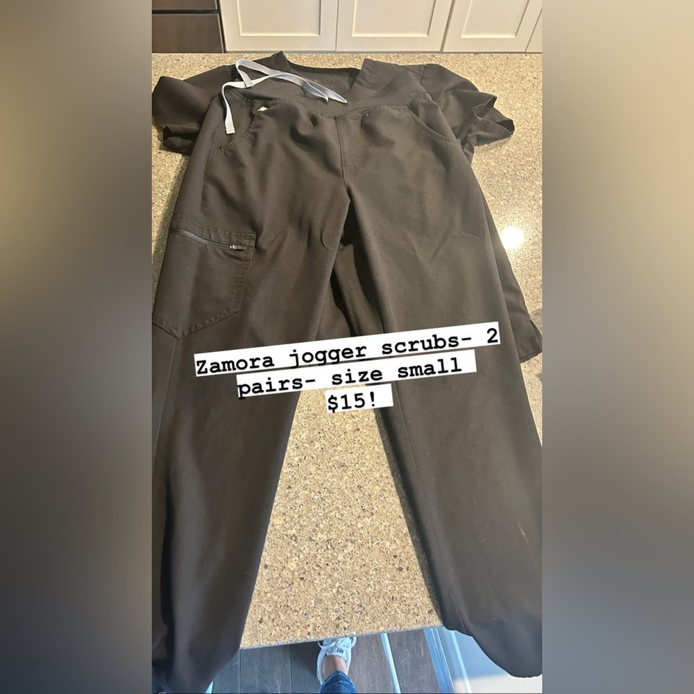 Figs Scrubs Size Small